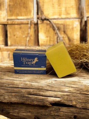 The Honey Trap Waterproofing Bar for Canvas or Synthetic
