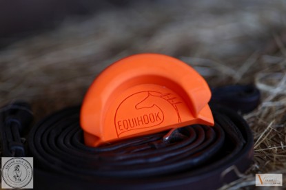 EquiHook Magnetic Bridle Hook