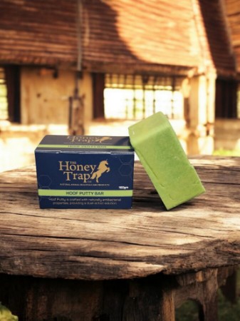 The Honey Trap Hoof Putty